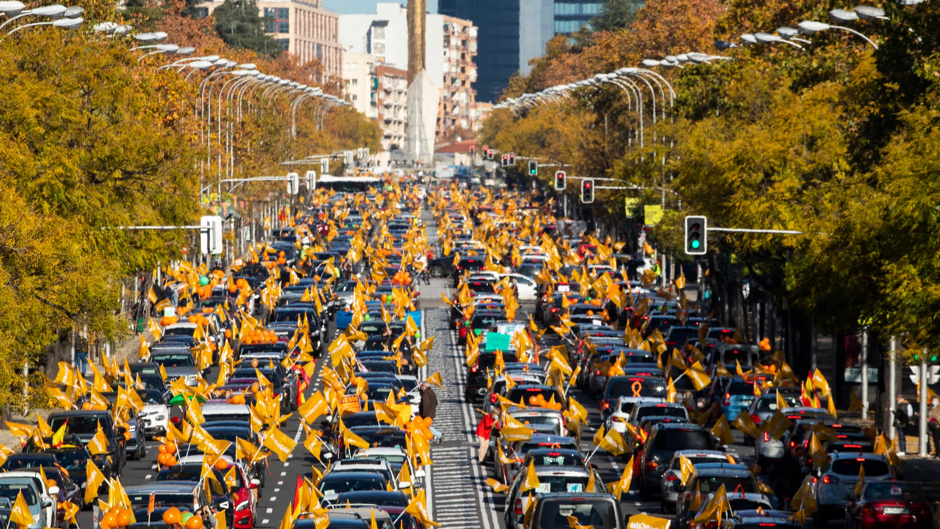 22/11/2020. © Jesús G. Feria.Manifestación en el centro de Madrid contra la Ley Celaa de educación. Centenares de coches protestan por la nueva Ley de educación aprobada esta semana en el Congreso.