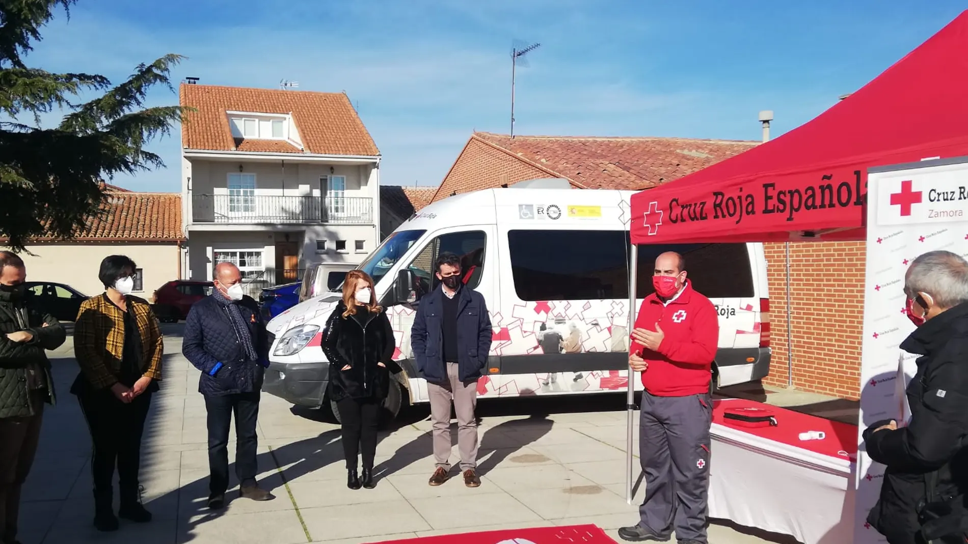 Presentación de la campaña de instalación de desfibriladores a cargo de la Diputación de Zamora y Cruz Roja