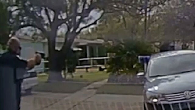 La Policía del condado de Brevard, en el estado de Florida (EE UU), hizo públicas imágenes grabadas por la cámara de instalada en un coche patrulla en las que se muestra un tiroteo policial ocurrido en la ciudad de Cocoa
