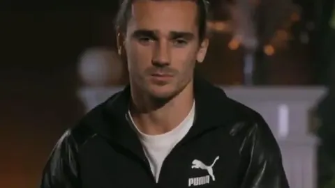 Griezmann, durante la entrevista con Valdano en Movistar