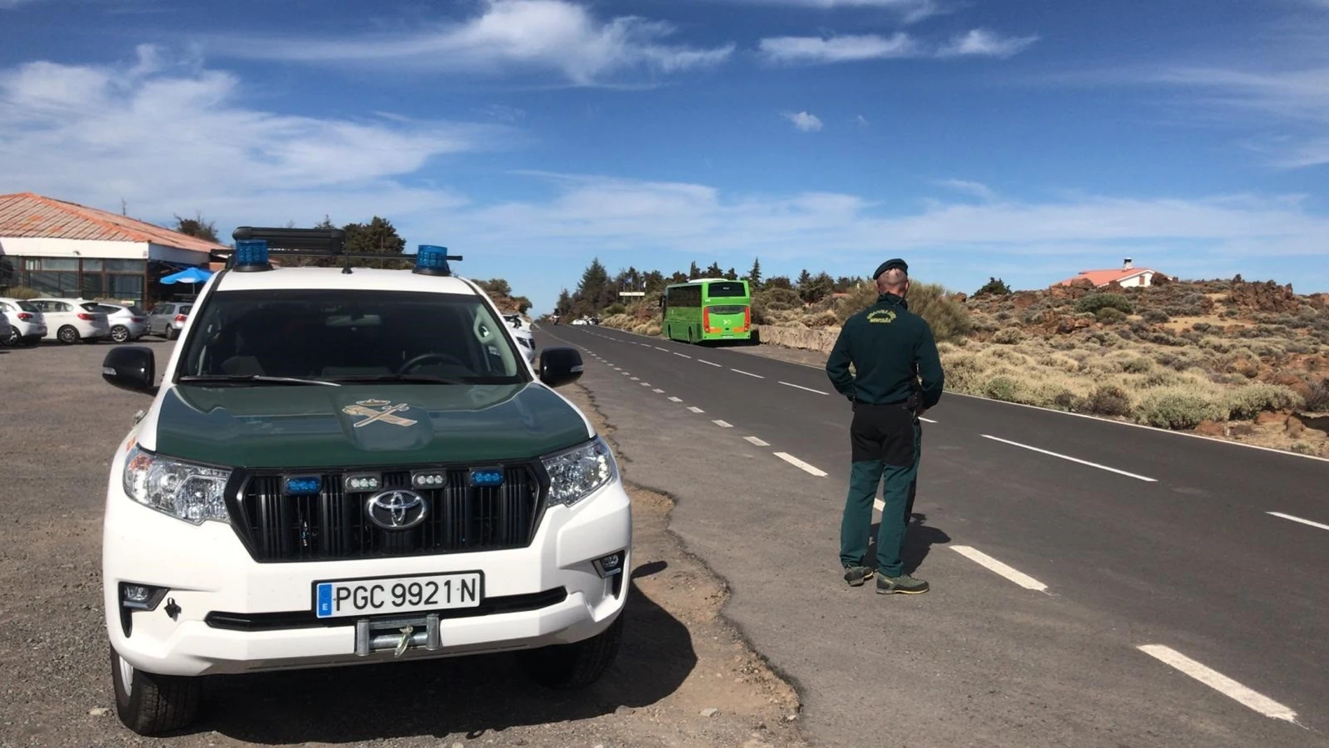 La Guardia Civil establece un dispositivo de seguridad en las vías de acceso al Parque Nacional del TeideGUARDIA CIVIL24/11/2020