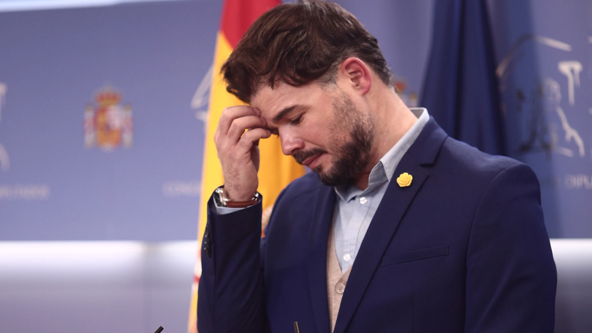 El portavoz de ERC en el Congreso, Gabriel Rufián, interviene en una rueda de prensa posterior a la Comisión de Presupuestos en el Congreso de los Diputados, en Madrid, (España), a 24 de noviembre de 2020.