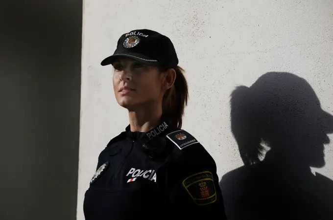 «Una mujer policía empatiza más fácilmente con la víctima»
