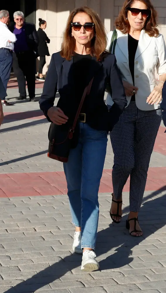 En la imagen, Ana Belen durante el funeral de José Samango en Madrid en octubre de 2019.