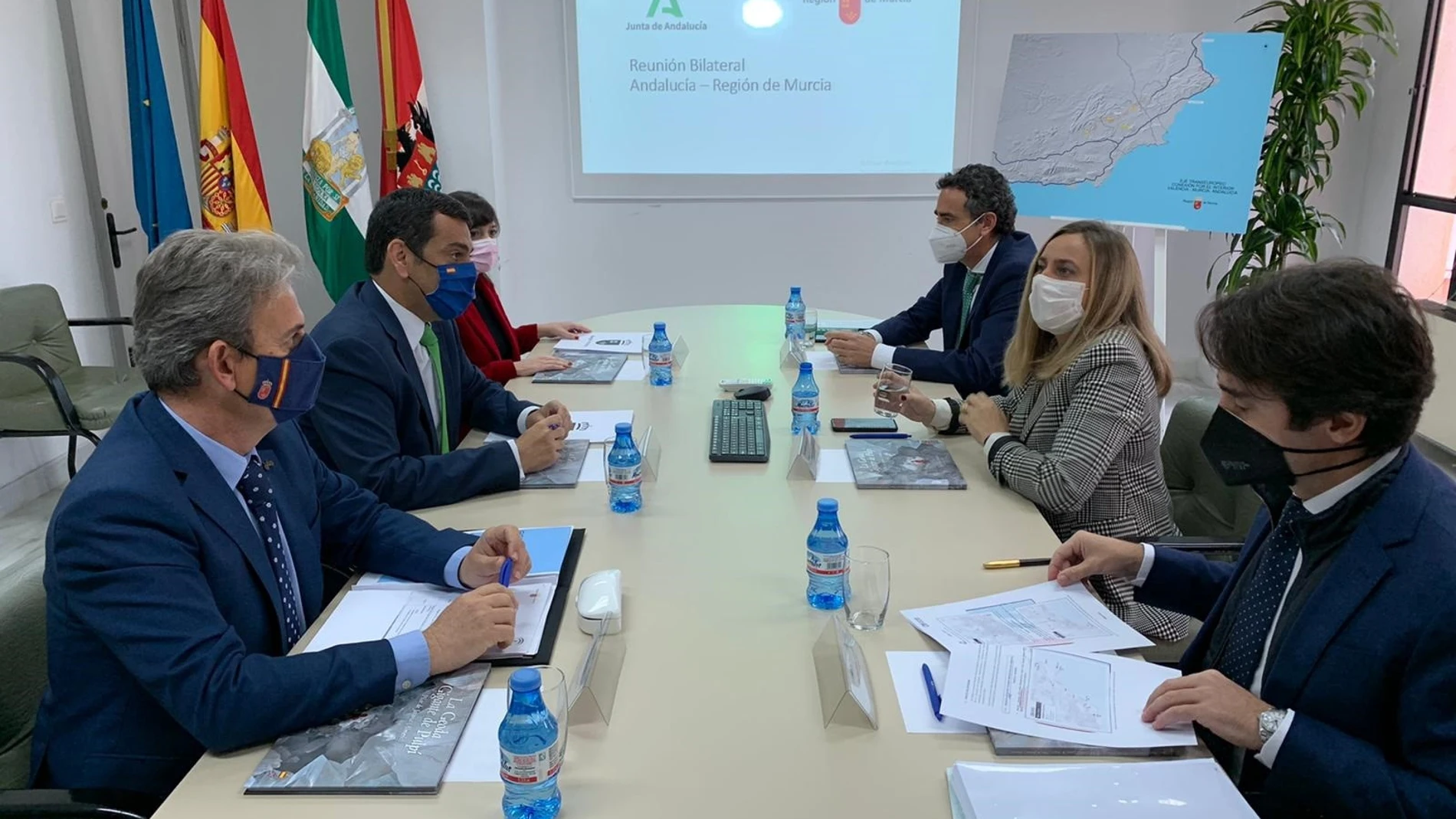 Carazo y Revenga en la cumbre sobre el Corredor Mediterráneo celebrada en Pulpí (Almería)