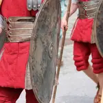 Legionarios romanos en un desfile popular.