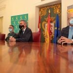 El delegado del Gobierno, Javier Izquierdo, informa de la Operación Watio, que se ha saldado con veintidós detenidos por cultivo y tráfico de marihuana en León