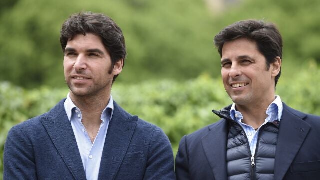 Los toreros Francisco Rivera Ordóñez y Cayetano Rivera Ordóñez durante la presentación del " Mano a Mano " con motivo de la Feria del Corpus de Granada 201613/05/2016Granada
