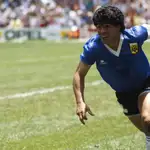 Diego Maradona celebra su segundo gol a Inglaterra en México &#39;86.