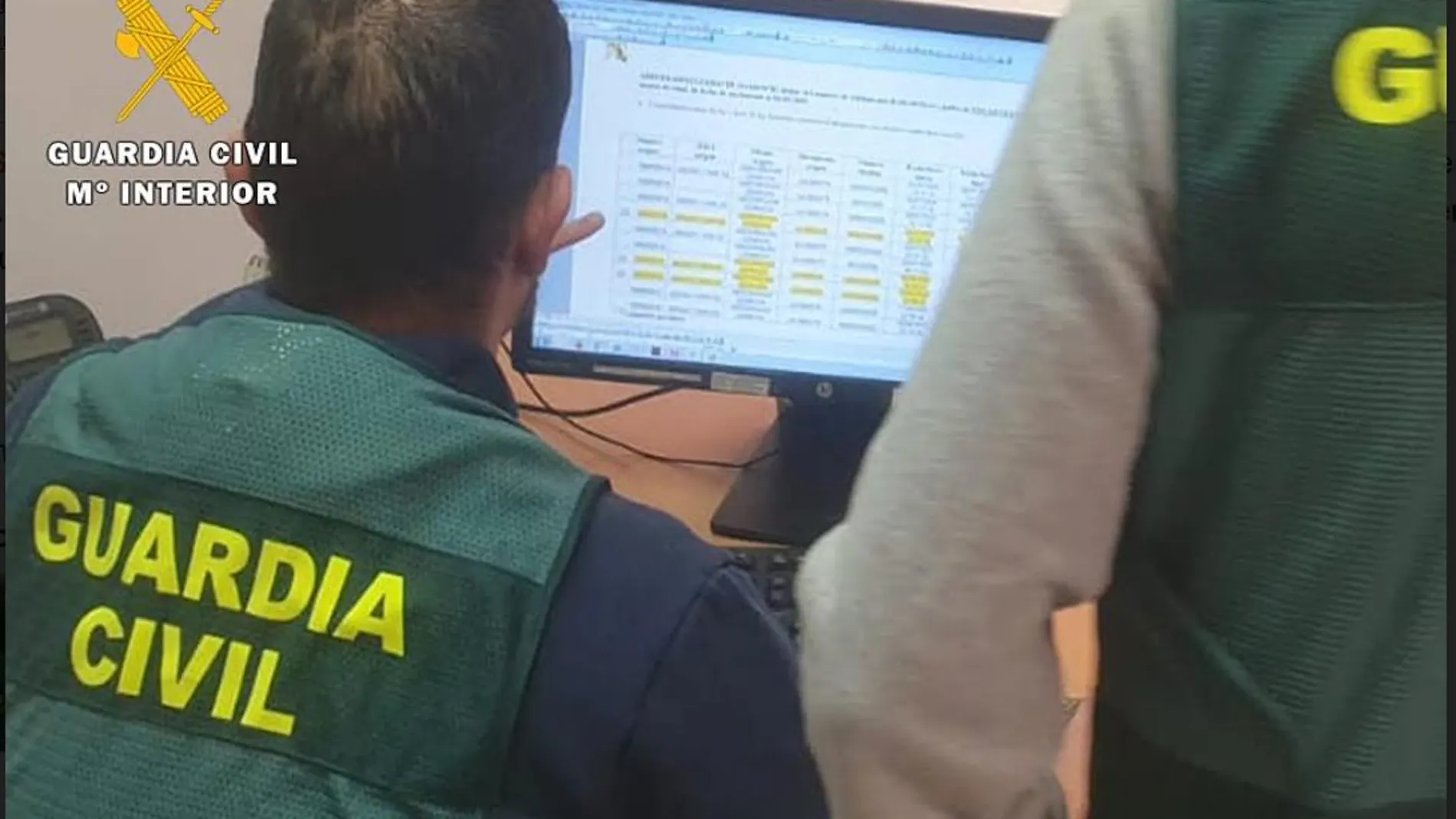 La Guardia Civil hace un seguimiento permanente de las redes para evitar este tipo de delitos