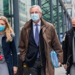 El negociador de la Unión Europea con Londres Michel Barnier, junto a su equipo