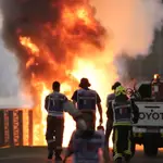 Grosjean salió con vida con su coche quemándose