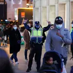 Compras de Navidad en el centro de Madrid durante la segunda ola de pandemia