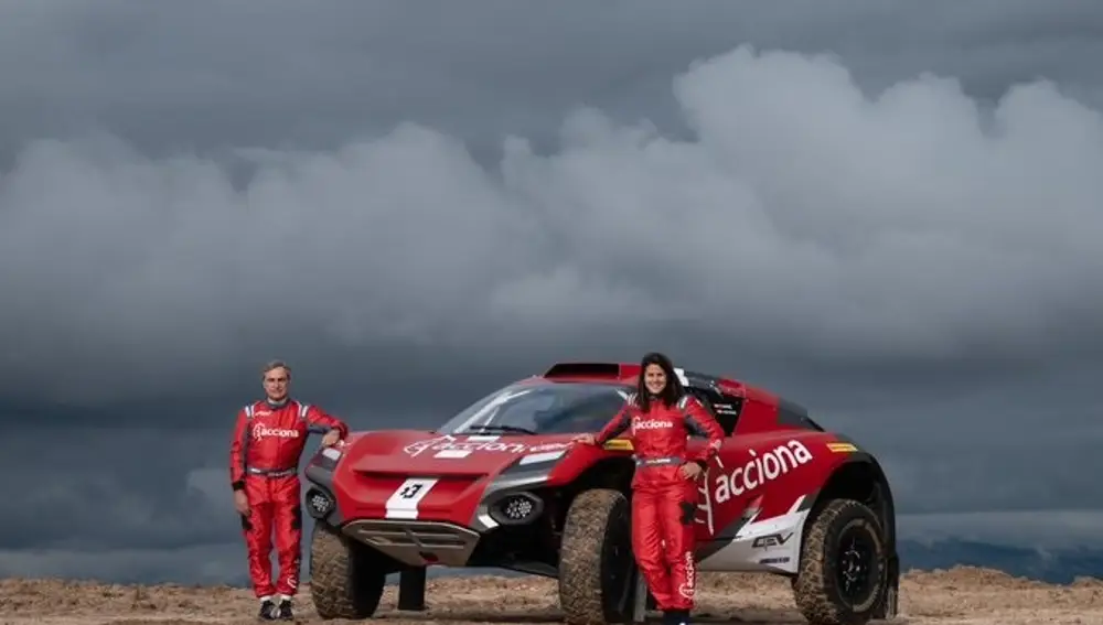 Los pilotos Carlos Sainz y Laia Sanz competirán juntos en el Extreme E, el campeonato de coches eléctricos, en 2021ACCIONA30/11/2020