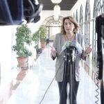 Susana Díaz, en los pasillos del Parlamento