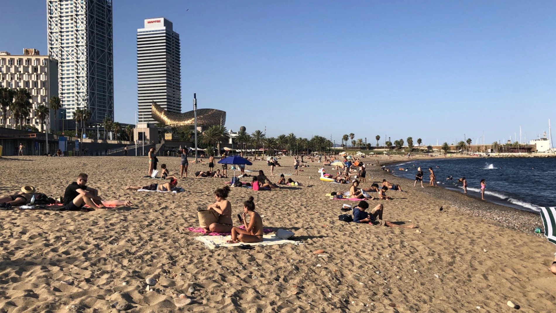 En la imagen, la playa de Somorrostro de Barcelona