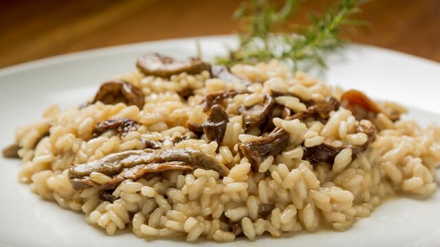 En la imagen, un risotto de setas.