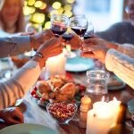 Recibir a tus familiares mayores en casa es, este año, además de una gran alegría, una importante responsabilidad.