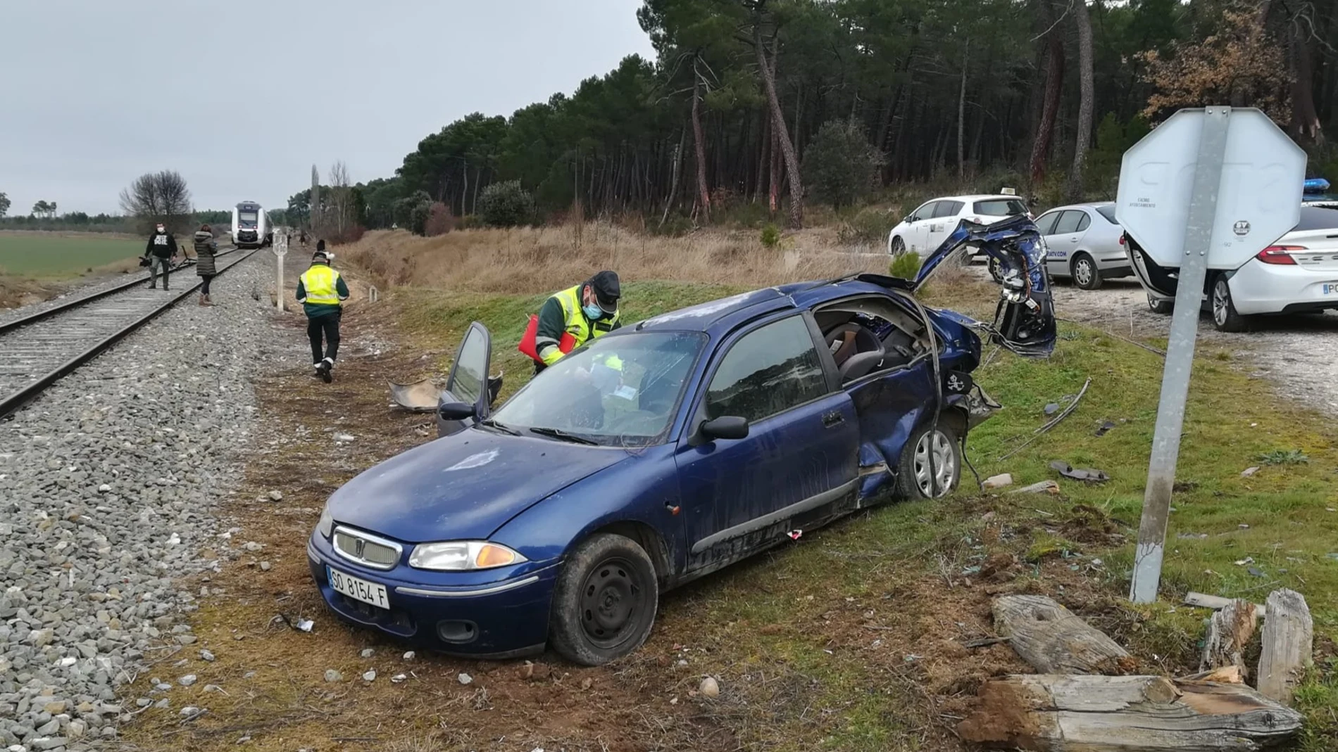 Colisión sin heridos entre un turismo y un tren de pasajeros entre las localidades de Matamala y Tardelcuende (Soria)