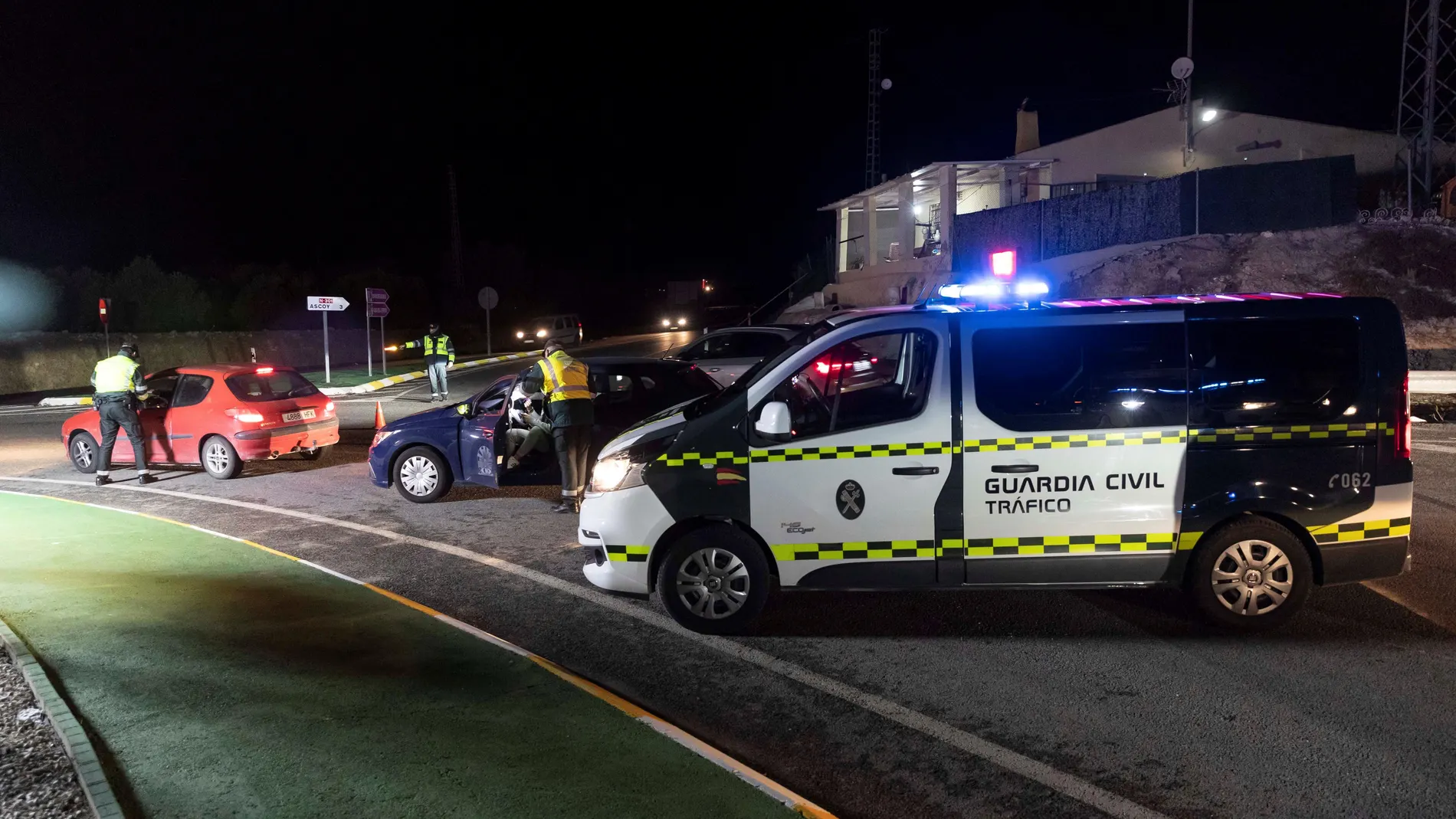 Las pruebas se realizan con todas las garantías de seguridad antiCovid tanto para el ciudadano como para el agente