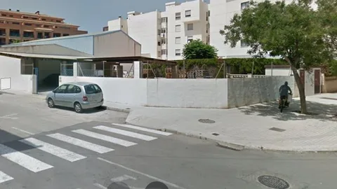 El accidente ha ocurrido en la avenida Miguel Hernández de Dénia