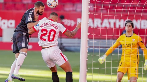 Benzema rozó el gol en el Sánchez Pizjuán en el Sevilla-Real Madrid