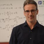 David Calle, ingeniero de comunicaciones, estrella de YouTube y profesor finalista al premio Global Teacher Prize en 2017