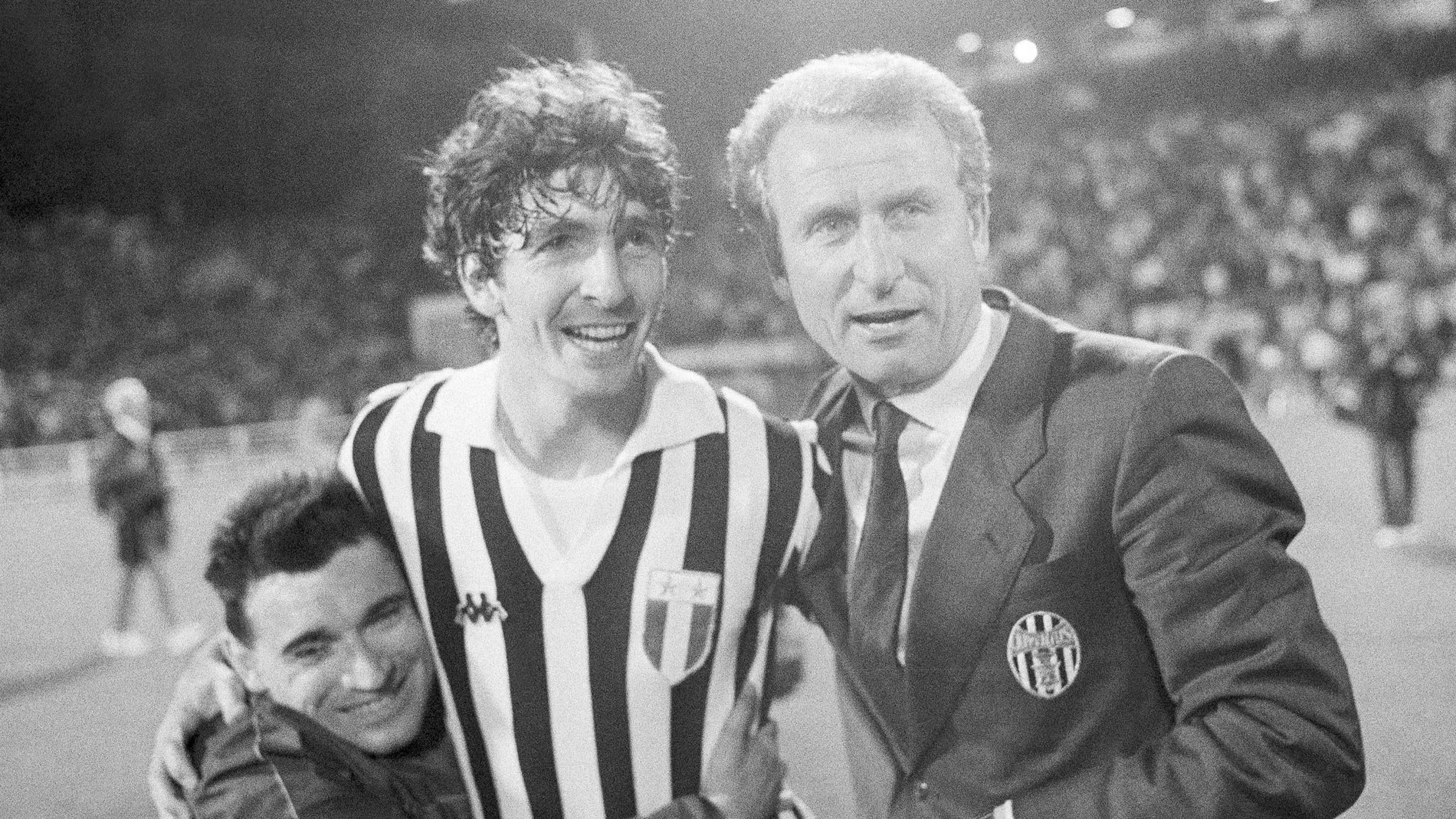 Paolo Rossi junto a Giovanni Trapattoni