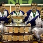 Albert Costa, Alex Corretja, Joan Balcells y Juan Carlos Ferrero los héroes de la primera Copa Davis que conquistó España, en 2000 en el Palau Sant Jordi