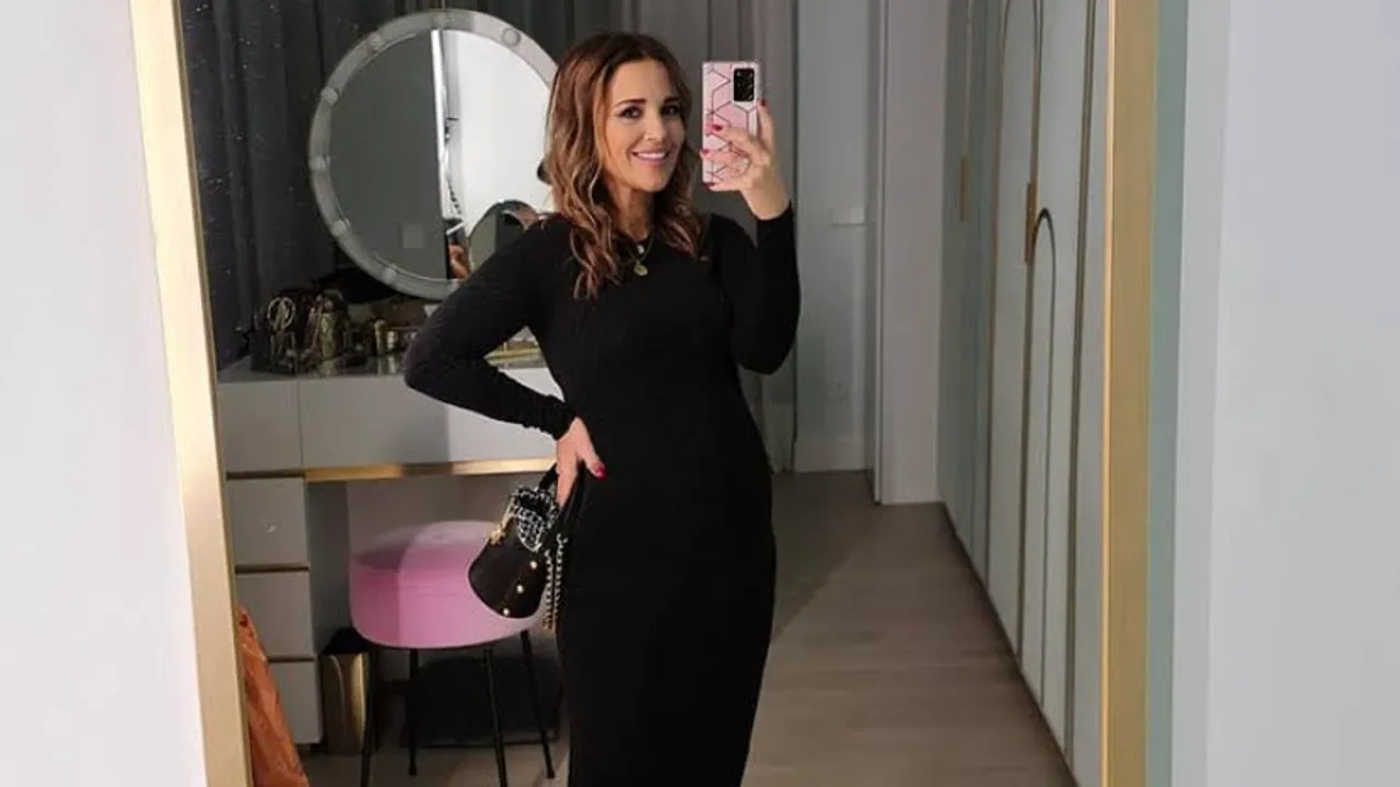Paula Echevarría sabe como llevar un vestido midi negro embarazada y marcarse el lookazo del día Paula Echevarría sabe como llevar un vestido midi negro embarazada y marcarse el lookazo del día