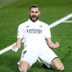 Karim Benzema celebra su doblete al Athletic Club