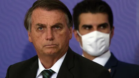 El presidente de Brasil, Jair Bolsonaro, durante el lanzamiento del Plan Nacional de Vacunación contra la covid en Brasilia