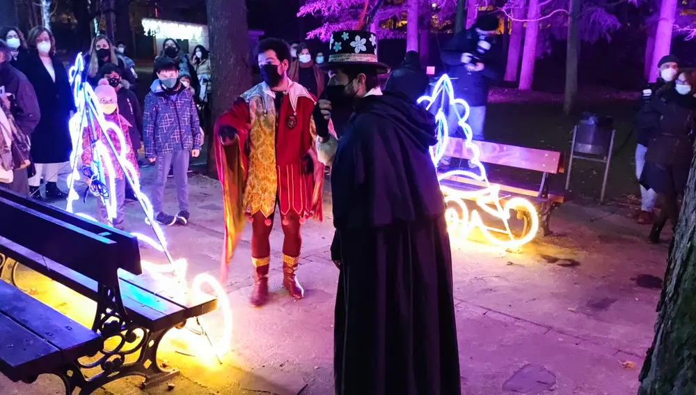 Espectáculo el 'Bosque Fantástico' en la Huerta de Guadián