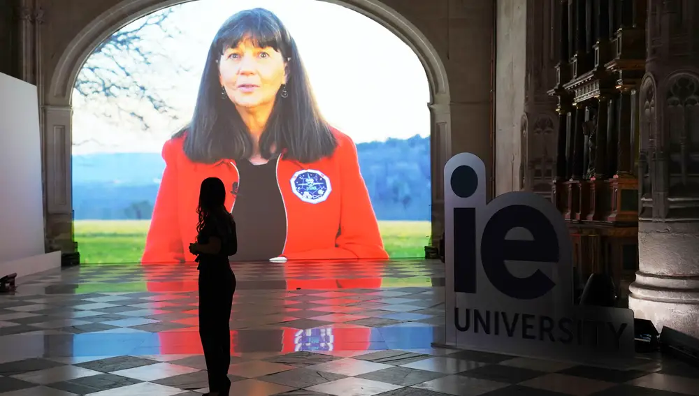 Graduación IEUniversity