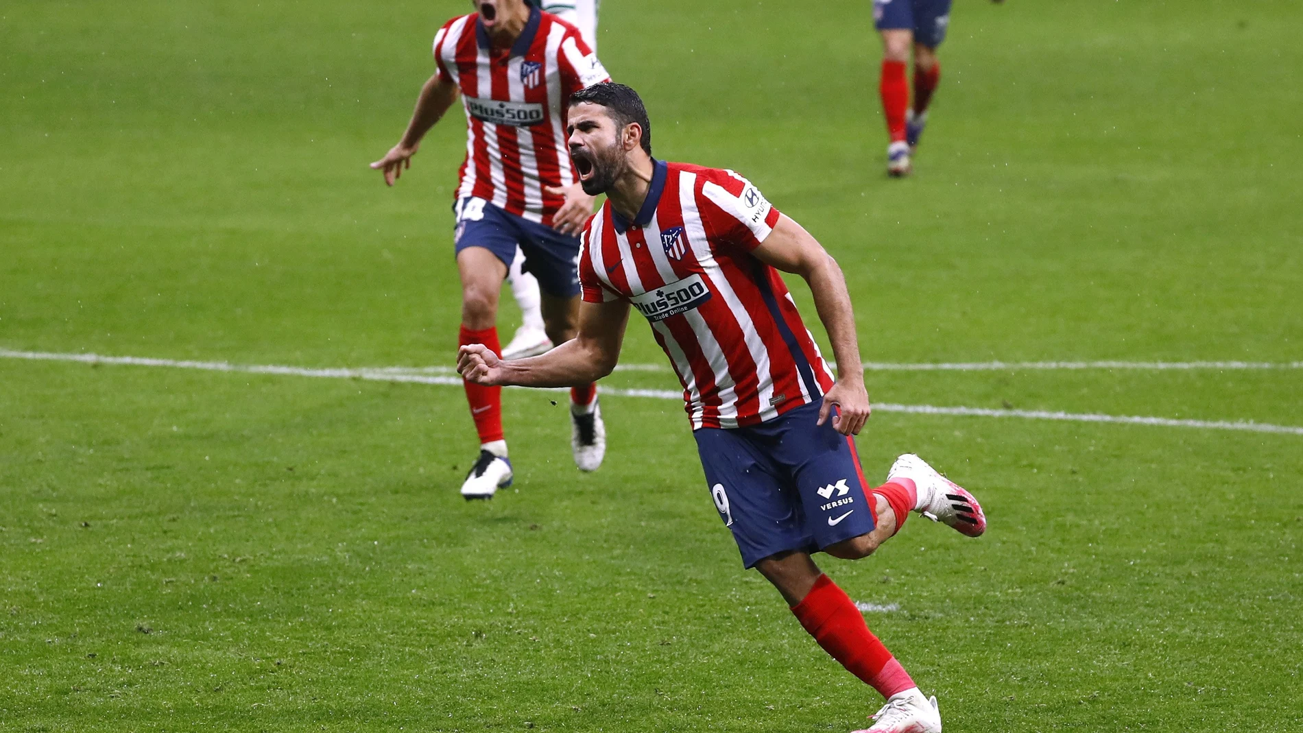 Diego Costa celebra su gol ante el Elche