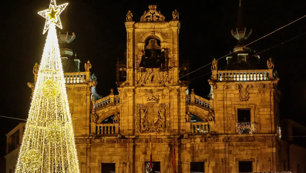 Encendido de las luces de navidad de Ferrero Rocher en Astorga