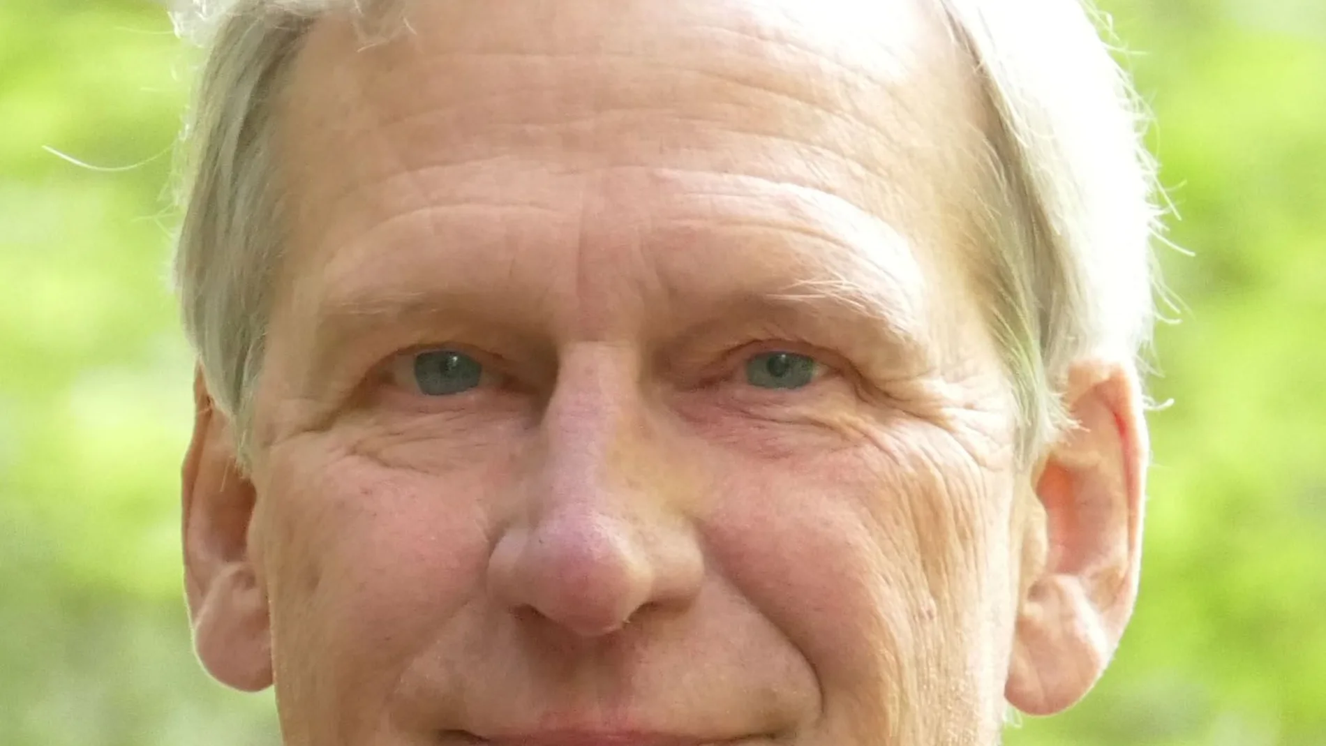 Les U. Knight pasó de profesor de secundaria a activista antinatalista