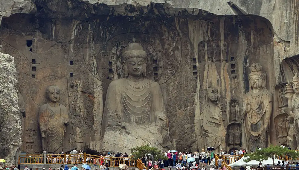 Buda gigante de las Grutas de Longmen, China.