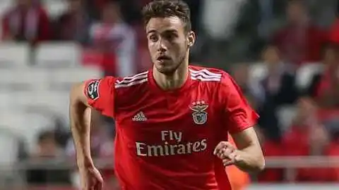 Francisco Ferro con el Benfica.