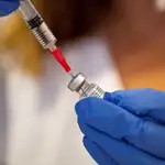 Preparación de las vacunas contra la covid-19 en una residencia