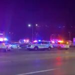 La Policía se encontró con cuerpos en el suelo tanto fuera como dentro de la bolera en Rockford