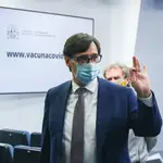  Los médicos no ven oportuno que Illa sea candidato en Cataluña 