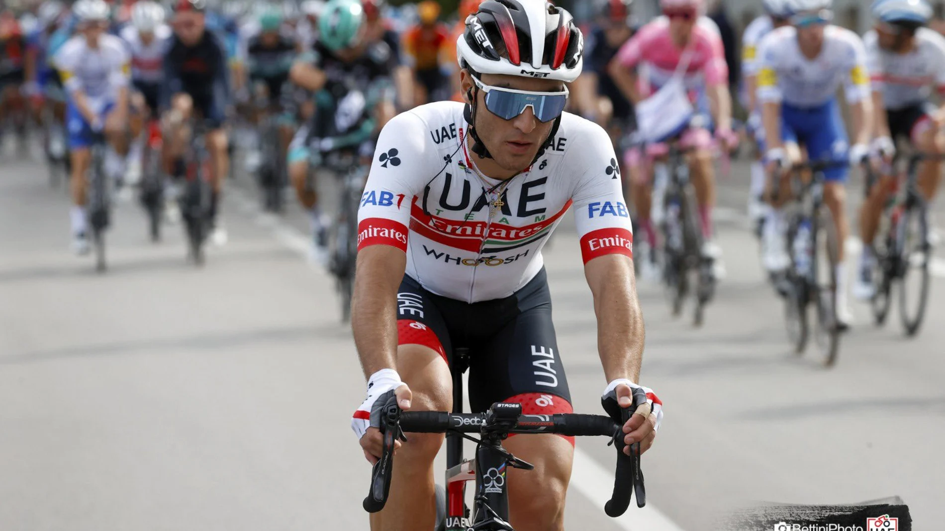 Valerio Conti, ciclista de Emirates.