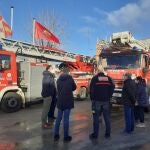 Visita del diputado y de los jefes de los parques provinciales de bomberos a Medina del Campo