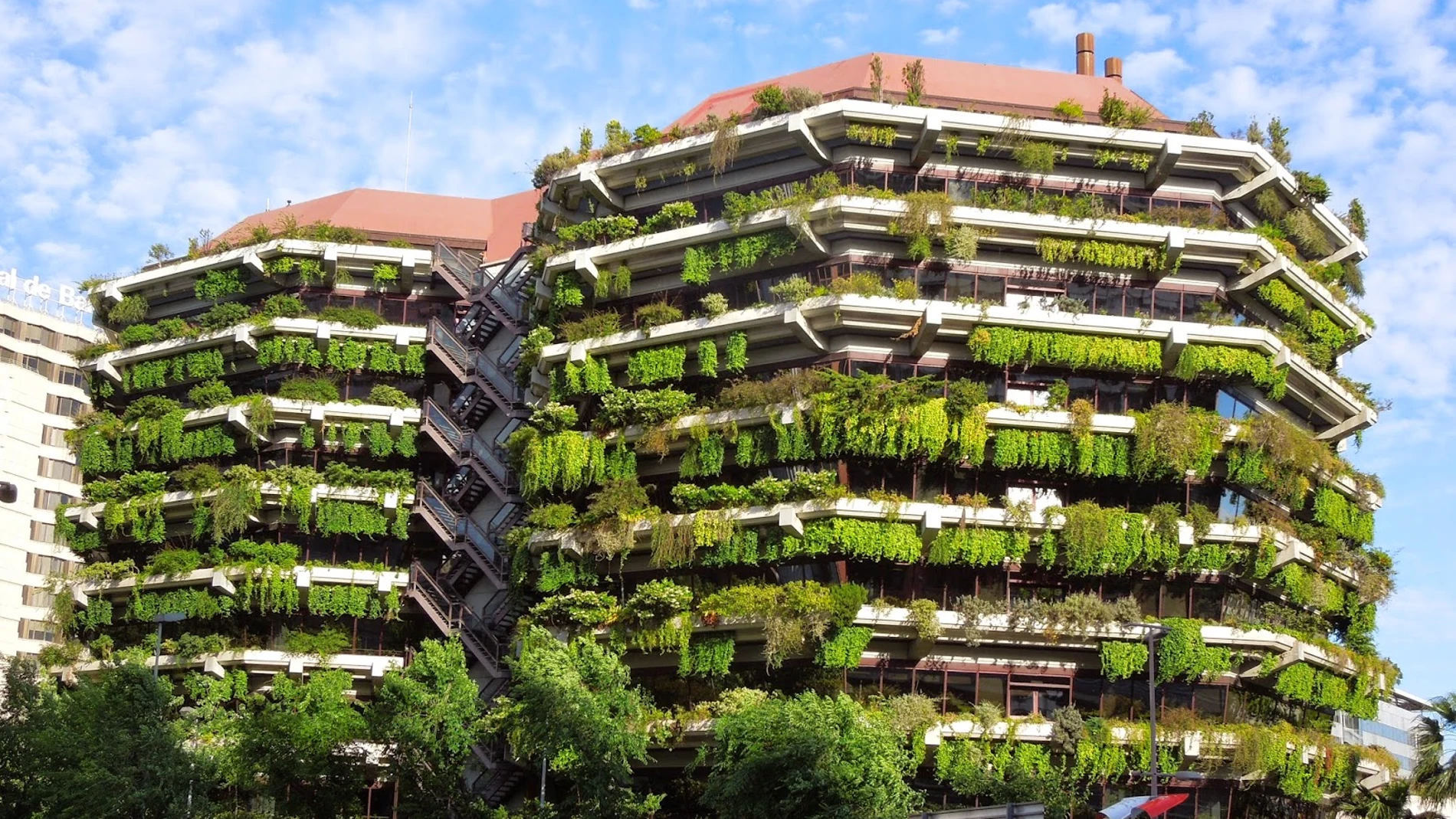 Edificio Planeta, sede de La Razón en Cataluña