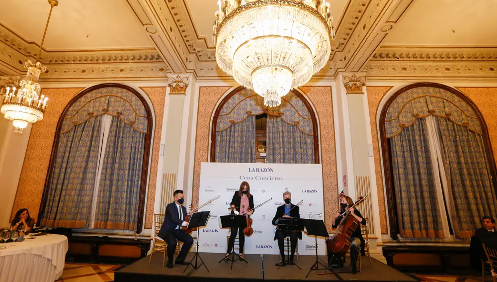 Los cuatro solistas de renombre internacional York Wong –violín primero–, Susana Fernández –violín segundo–, Jerome Ireland –viola– y Gretchen Talbot –violonchelo–.