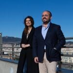 La hasta ahora portavoz de Cs en el Parlament, Lorena Roldán (i), será la número 2 del PPC en la lista por Barcelona