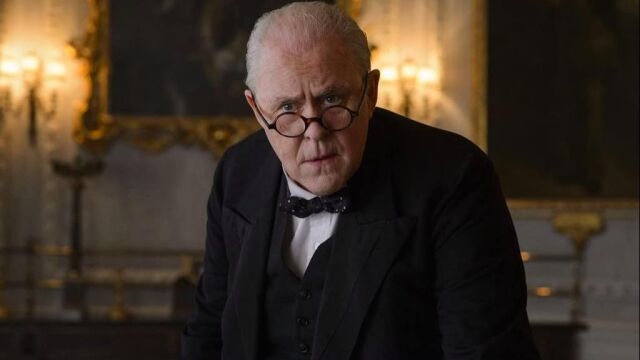 John Lithgow interpreta a Winston Churchill en "The crown"