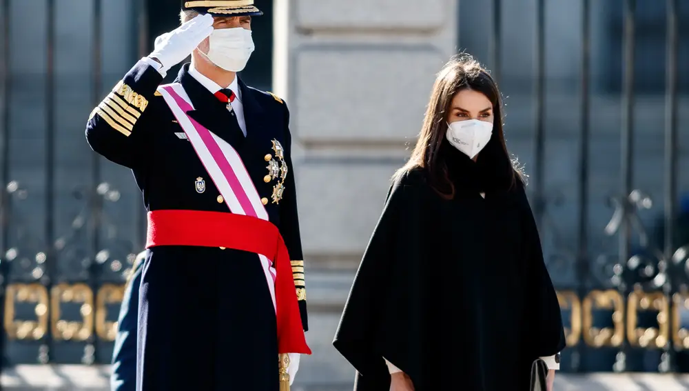El Rey Felipe VI y la Reina Letizia presiden la Pascua Militar de 2021, en el Palacio Real, en Madrid (España) a 6 de enero de 2021.06 ENERO 2021;PASCUA MILITAR;REY;FELIPE VI;MONARQUÍA;EJÉRCITO;FUERZAS ARMADASPOOL. Dani Duch / La Vanguardia06/01/2021