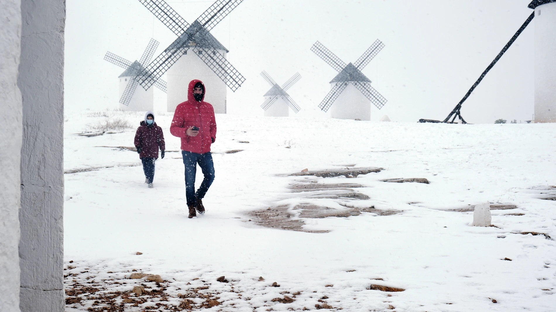 En la imagen, nevada caída en el Campo de Criptana (Castilla-La Mancha)